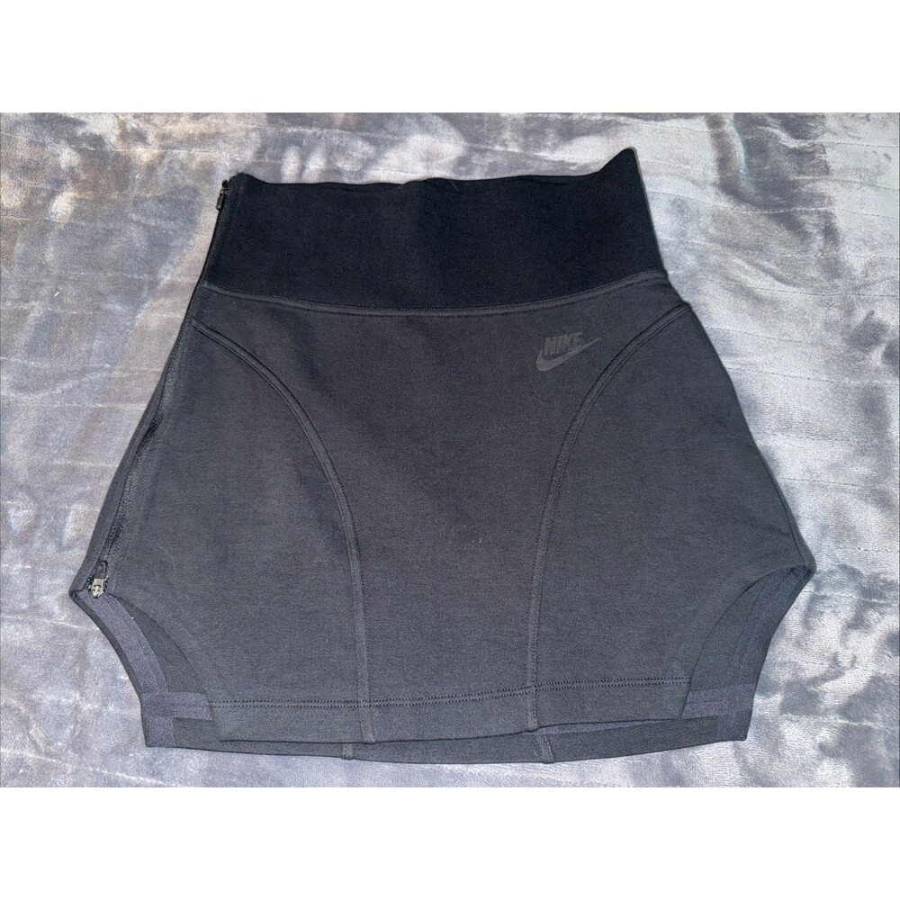 NWOT Nike Sportswear Tech Fleece High Waisted Mini Skirt Black Size Small